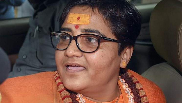 'গোমূত্রেই সারবে করোনা', দাবি সাংসদ প্রজ্ঞার