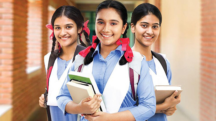 শিক্ষার্থীদের ভ্যাকসিন দেয়ার আগে শিক্ষাপ্রতিষ্ঠান খুলছেনা
