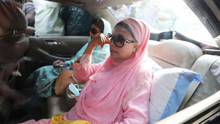 টিকার নিবন্ধন করেছেন খালেদা জিয়া