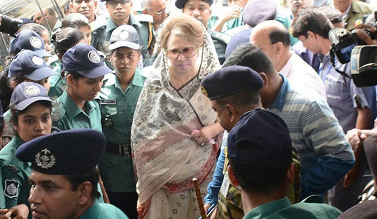 বিশেষায়িত হাসপাতালে খালেদা জিয়ার চিকিৎসার দাবি বিএনপির
