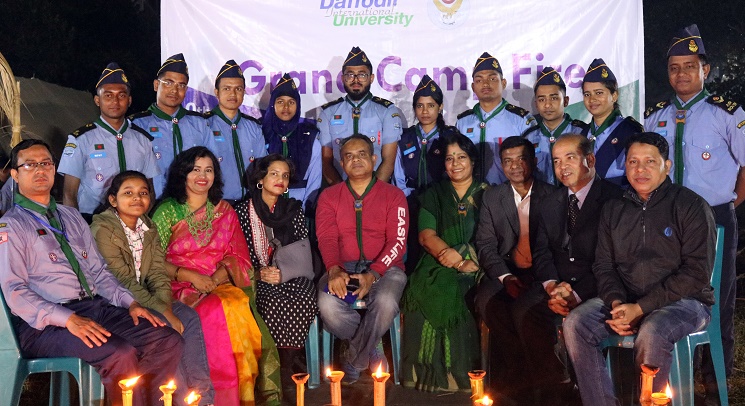 ড্যাফেডিলে এয়ার রোভার স্কাউটের ১০ম প্রশিক্ষণ ও দীক্ষা ক্যাম্প শেষ