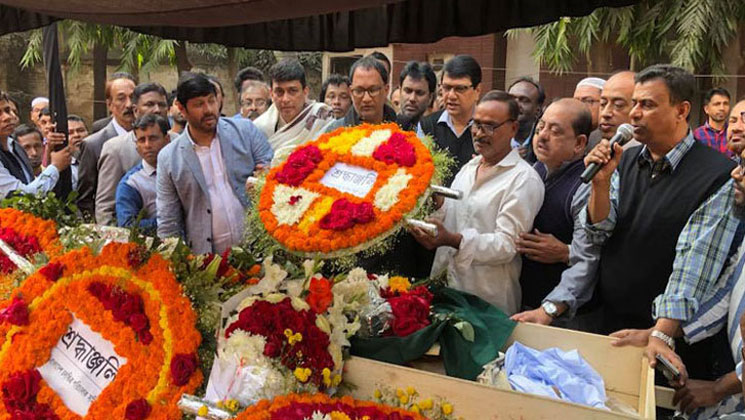 এফডিসিতে গানের বুলবুলকে অশ্রুসিক্ত বিদায়