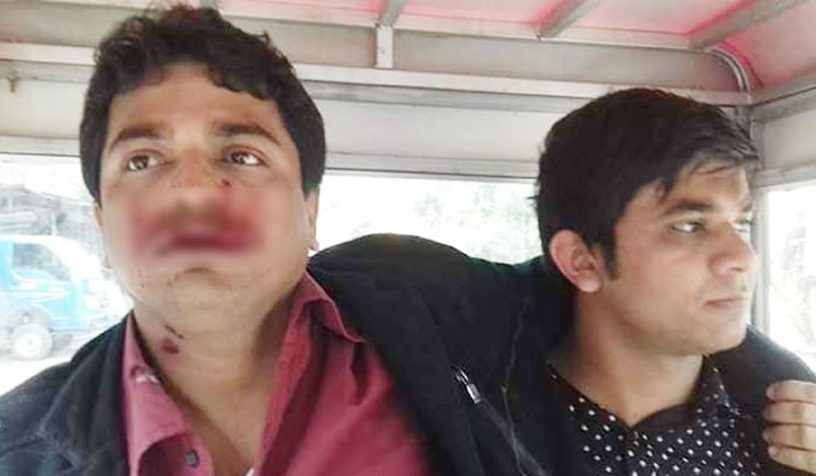 ফরিদগঞ্জে আ.লীগের বর্ধিত সভায় গোলাগুলি, গাড়ি ভাঙচুর