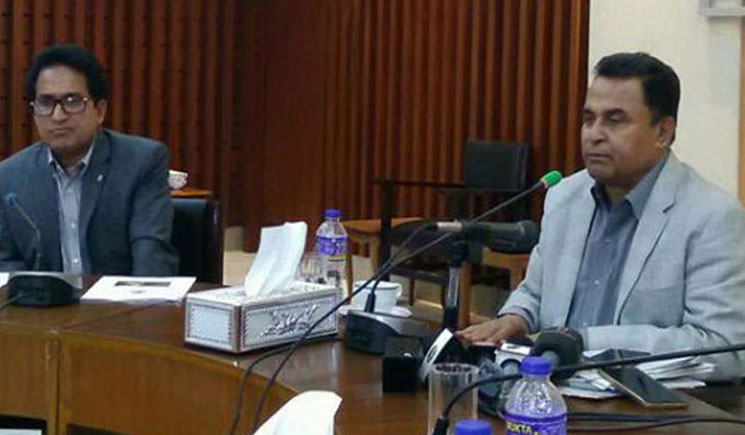 আমরা কোনো ব্যবসায়ীকে কষ্ট দিতে চাইনা : অর্থমন্ত্রী