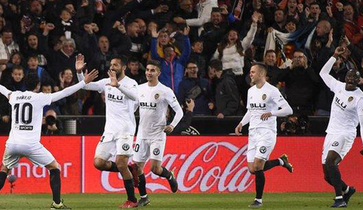 নতুন জিদানের প্রথম পরাজয়, সম্ভাব্য সব শিরোপা হাত ছাড়া রিয়ালের