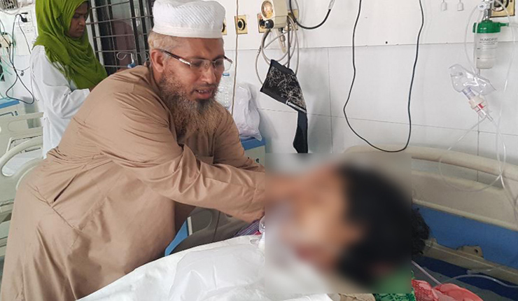 পরীক্ষা কেন্দ্রে দগ্ধ সেই ছাত্রী লাইফসাপোর্টে