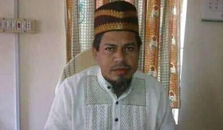 প্রশ্নফাঁসের প্রলোভন দেখিয়ে যৌন হয়রানি করতো অধ্যক্ষ