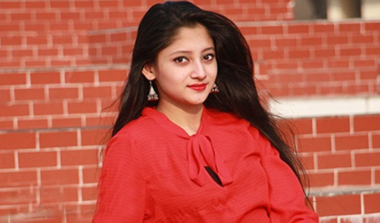 পূজা চেরীর বিরুদ্ধে শিডিউল ফাঁসানোর অভিযোগ