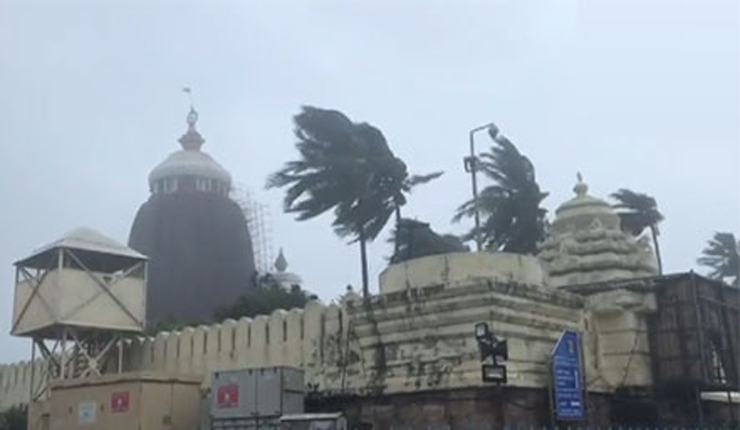ফণী তাণ্ডবে নিহত ১, রইলো ভিডিও