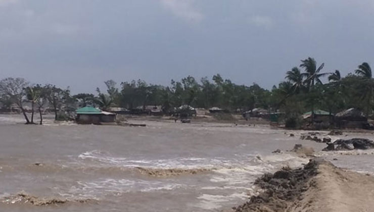 ফণীর কারনে তলিয়ে গেছে কুতুবদিয়ার ২০ গ্রাম