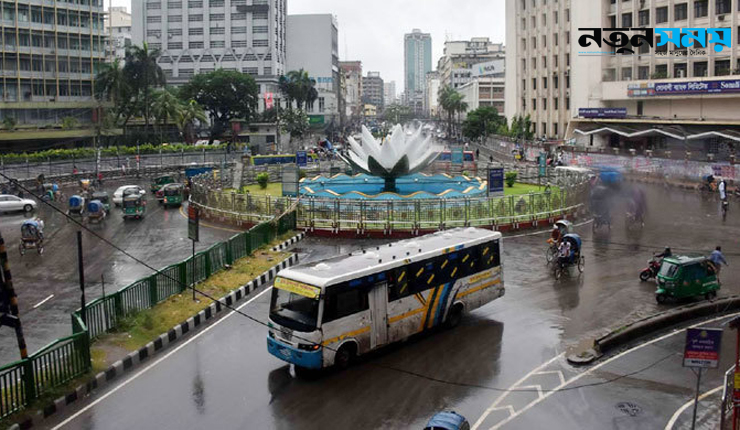 রাজধানীর সড়কে ফণীর প্রভাব, ভোগান্তিতে যাত্রীরা