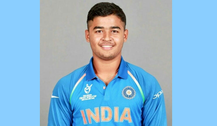 রেকর্ড গড়লেন ১৭ বছরের পরাগ