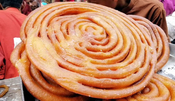 এক জিলাপির দাম ৪০০ টাকা