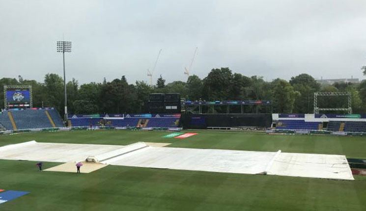 বৃষ্টি না থামলে খেলা হবে ২০ ওভারে