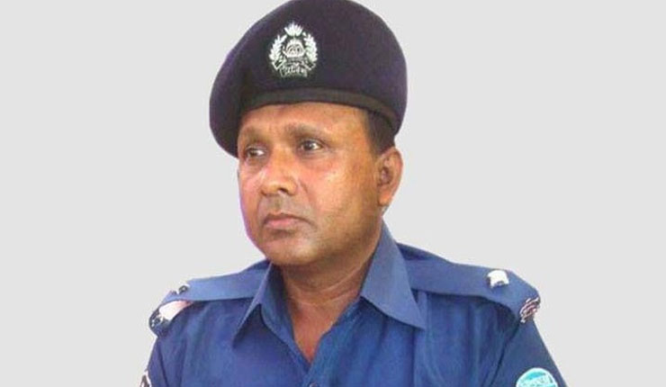 গা ঢাকা দিয়েছেন আলোচনায় আসা ওসি মোয়াজ্জেম