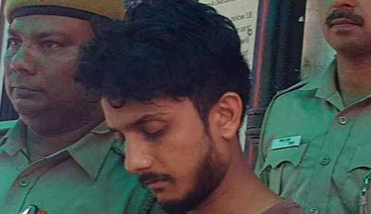 সম্পত্তির লোভে বাবাকে কুপিয়ে ২৫ টুকরা করলো ছেলে