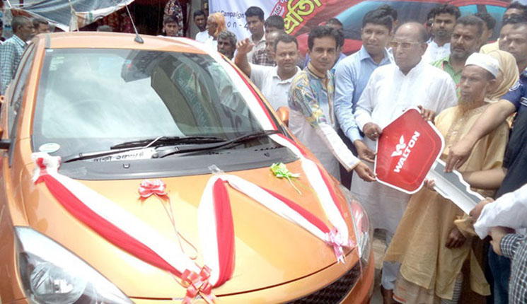 ফ্রিজ কিনে গাড়ি পেলেন গুরুদাসপুরের কৃষক