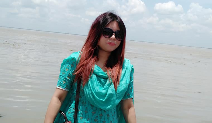 ব্যবসায়ী বাবার কণ্যা তৃণার ডেসডিমোনা'র গল্প