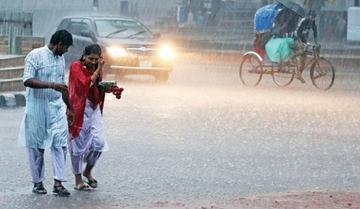 আজ থেকেই দমকা হাওয়াসহ ভারী বৃষ্টি