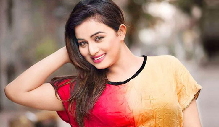 চলচ্চিত্র নয়, বাকি জীবন আল্লাহর পথেই হাঁটতে চান পুষ্পিতা