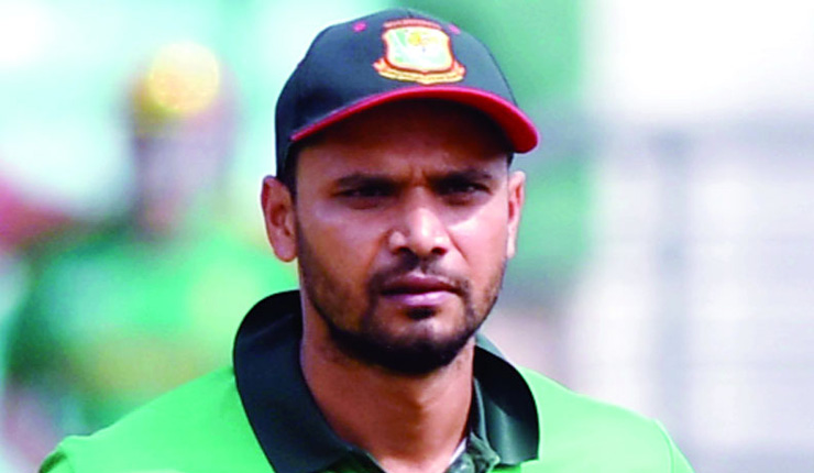 ‌'মাশরাফিকে একাদশের বাইরে রাখা উচিত'