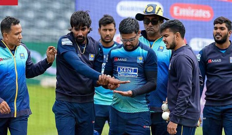 বাংলাদেশের বিপক্ষে ছিটকে গেলেন লঙ্কান পেসার