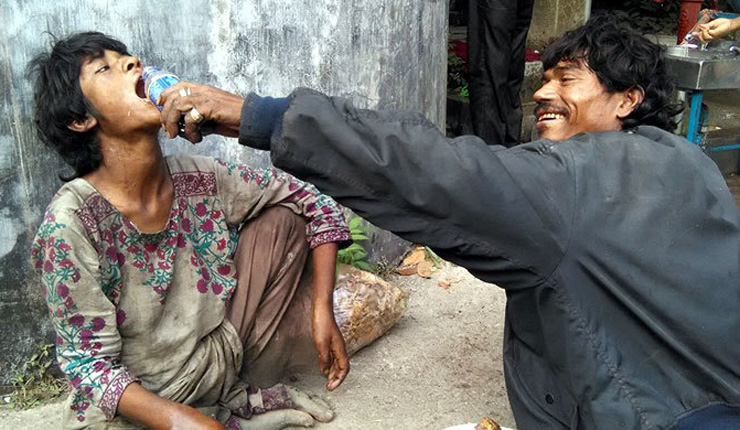 ফেনীর রোমিওকে ছেড়ে পরপারে জুলিয়েট