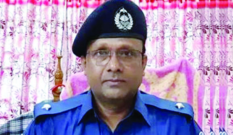 ওসি মোয়াজ্জেমকে পুরস্কৃত করা উচিত, বললেন মা