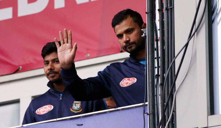 এক অন্য মাশরাফির দেখা মিললো ব্রিস্টলে