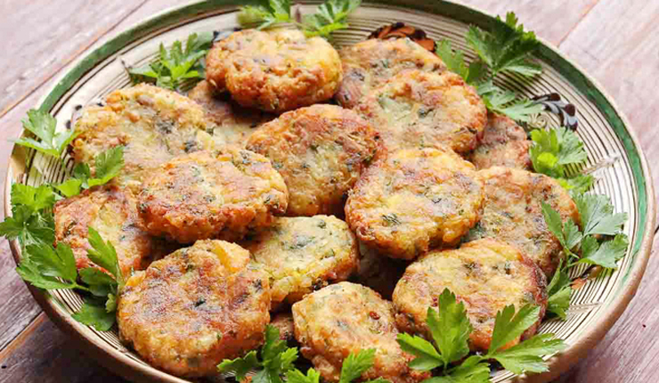 আলুর টিকিয়া তৈরির রেসিপি