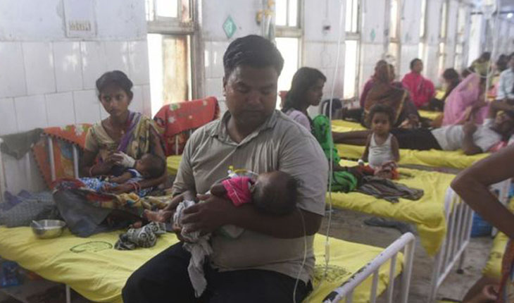 ‘খালি পেটে লিচু’, শতাধিক শিশুর মৃত্যু