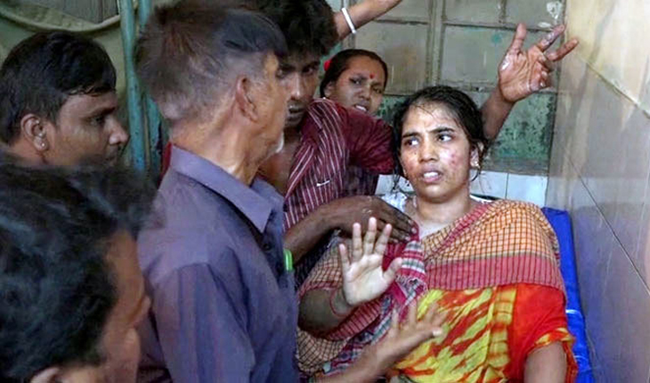 ১৩ দিন লড়াই করে হার মানলেন ফুলন