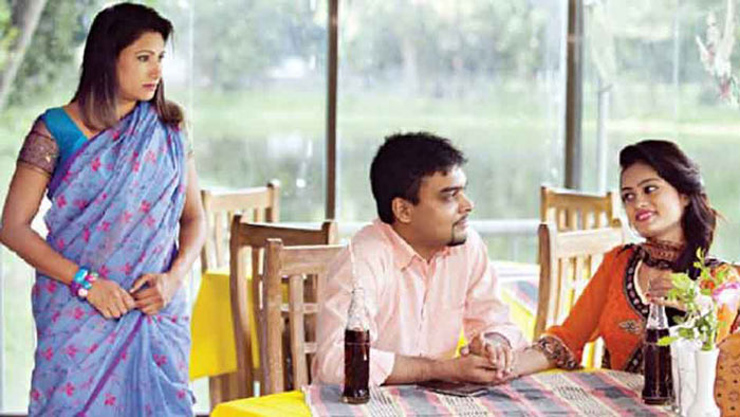 অন্যের স্ত্রীর সঙ্গে একরাত প্রেম