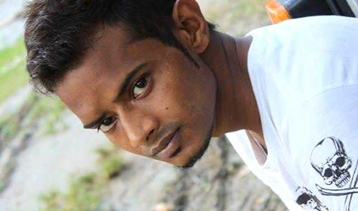 হিলি দিয়ে দেশ ত্যাগের চেষ্টা নয়ন বন্ডের