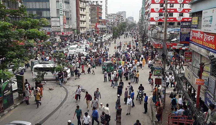 আজও রাজধানীতে রিকশাচালকদের সড়ক অবরোধ