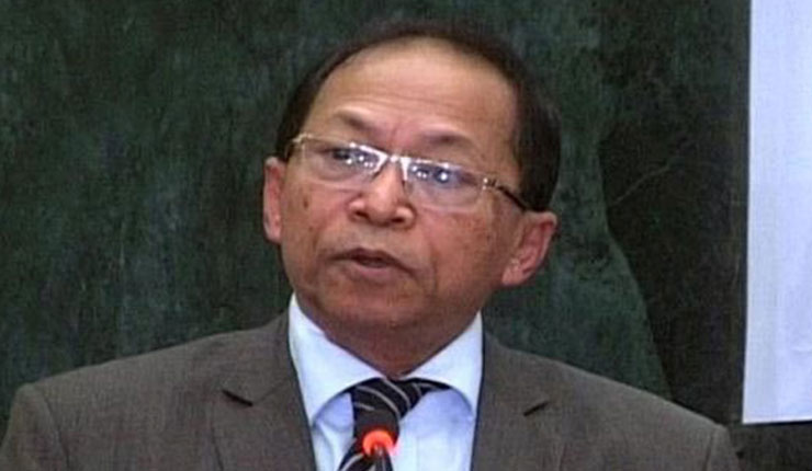 বিচারপতি সিনহাসহ ১১ জনের বিরুদ্ধে মামলা