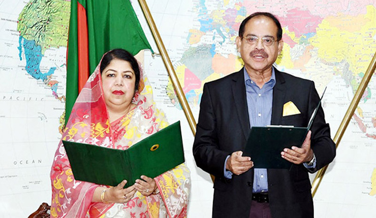 এমপির শপথ নিলেন বিএনপির সিরাজ
