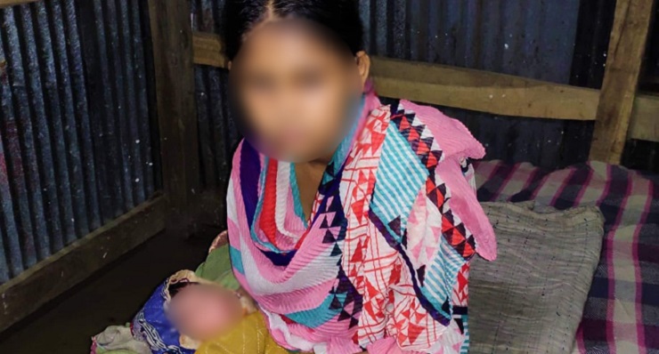 অবশেষে সেই শিশু মাতার দায়িত্ব নিল প্রশাসন