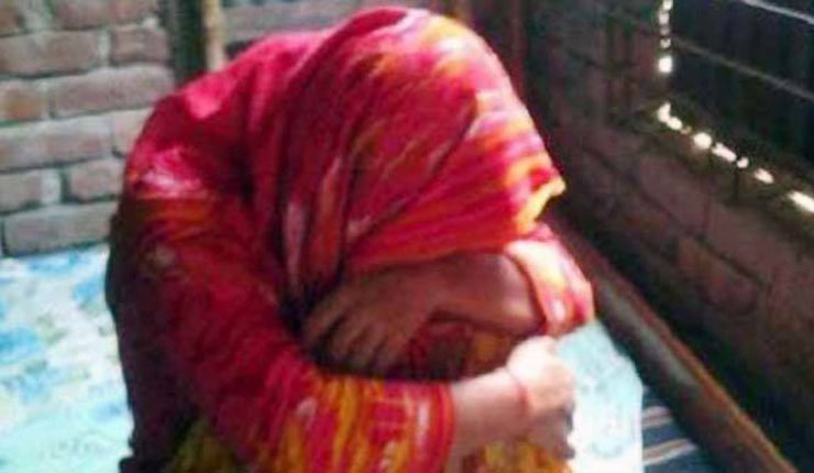 বিয়ে না করলে আমার লাশ যাবে, বেয়াইকে হুমকি বেয়াইনের
