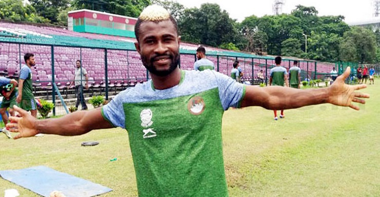 জীবন যুদ্ধ জয় করা এক ‘মেসি’র গল্প