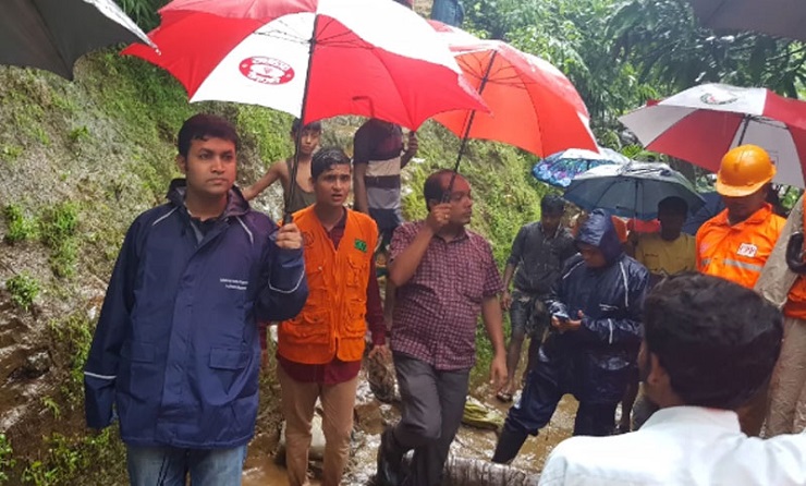 টেকনাফে পাহাড় ধস, প্রাণ গেল দুই শিশুর