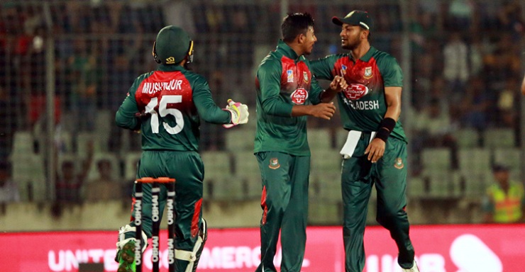রশিদ খানকে ভয় পাওয়ার কিছু নেই : মোসাদ্দেক