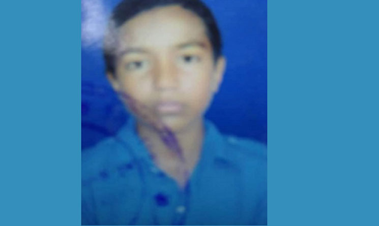 স্কুলে আর পড়া হবেনা মুকুলের