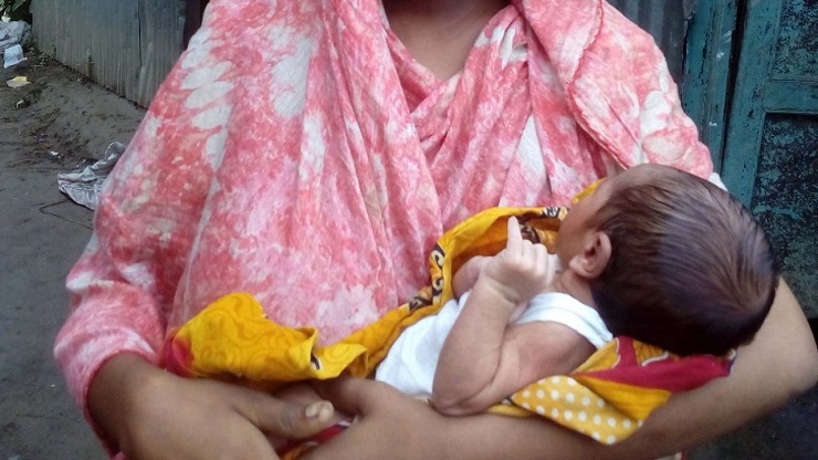 মা হয়েছে নানার ধর্ষণে অন্তঃসত্বা সেই কিশোরী