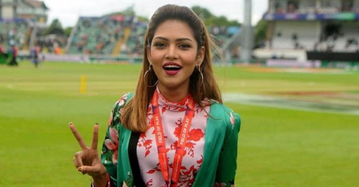 মাসুদ রানার 'ক্যাপ্টেন রূপা' আলোচিত মডেল পিয়া