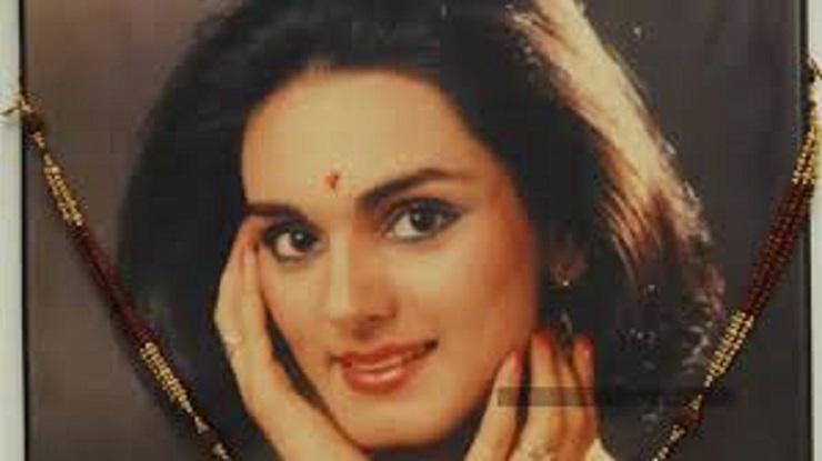 মডেল থেকে কেবিন ক্রু, ৩৬০ যাত্রীর জীবন বাঁচিয়ে নিজে খেলেন গুলি