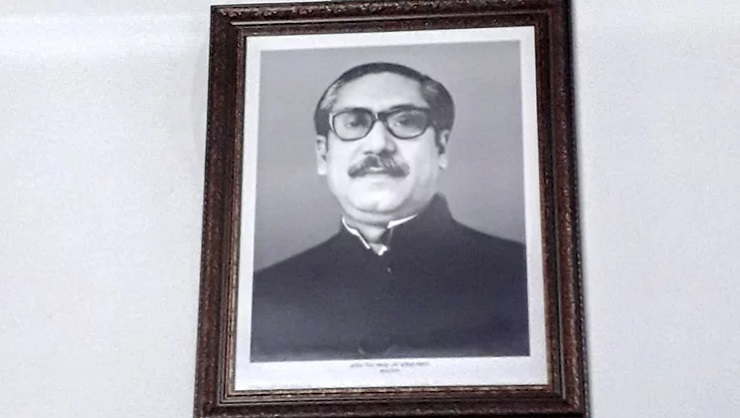 ঘুষখোরদের কোনো আত্মমর্যাদা থাকে না, বললেন দুদক চেয়ারম্যান