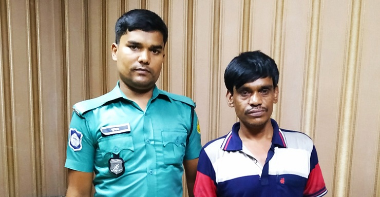 বাবা ধর্ষণ করেছে দাবী মেয়ের