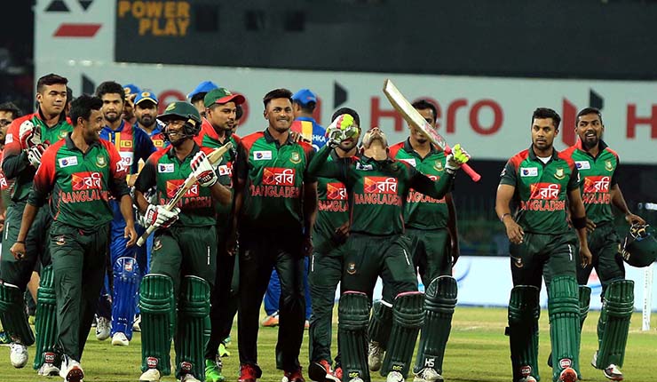 দেশের বাইরে গেলে ক্রিকেটাররা ৫০, পরিচালকরা পান ৫০০!