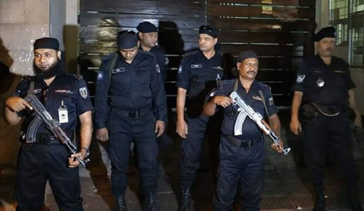 গুলশানে র‌্যাবের অভিযান, বিপুল পরিমাণ বিদেশি মদ উদ্ধার